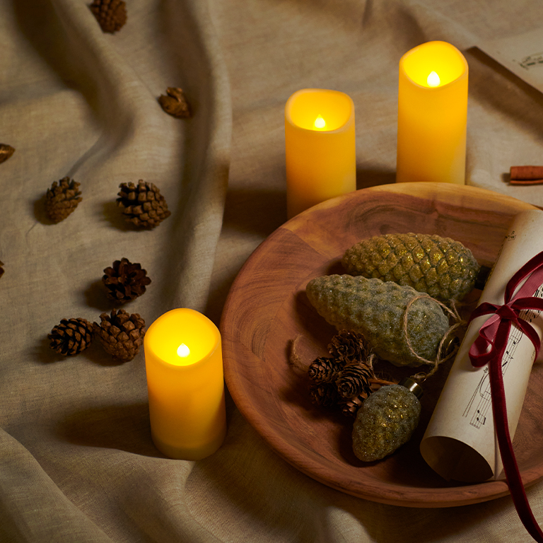 Candlelight Christmas Carols on Strings